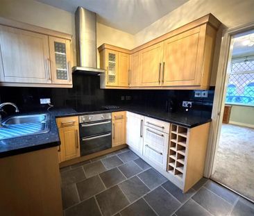 2 bedroom terraced house to rent - Photo 4