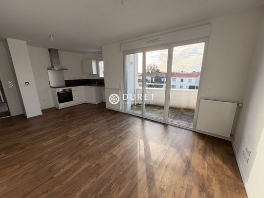 La Roche-sur-Yon 85000, La Roche-sur-Yon 85000 - Photo 1