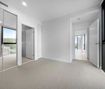 1 WEEK RENT FREE - Lifestyle living at its best! - Photo 3