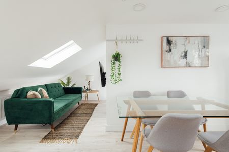 1 Bed Flat, Empress Avenue, IG1 - Photo 5