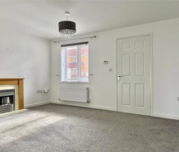 3 bedroom semi-detached house to rent - Photo 2