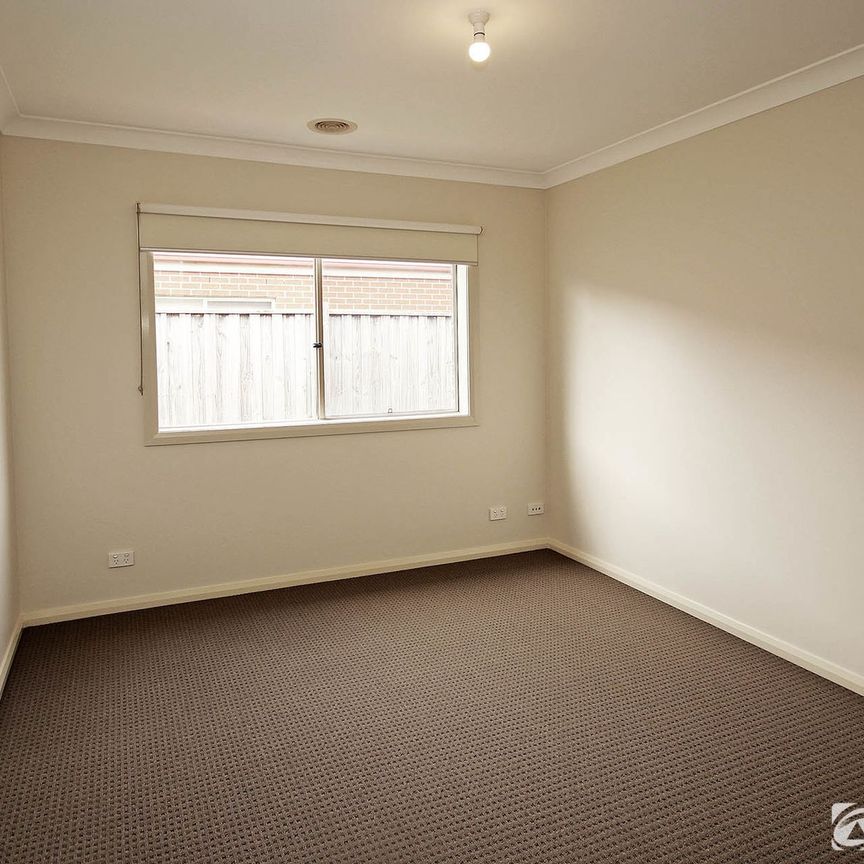 9 Hogan Street, 3977, Cranbourne East Vic - Photo 1