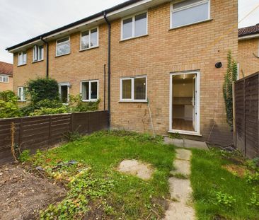 2 bedroom terraced house to rent - Photo 1