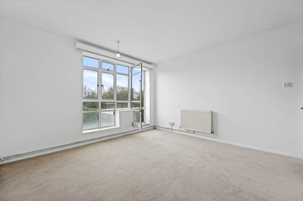 Price £496 pw - Available Now - Unfurnished - Photo 1