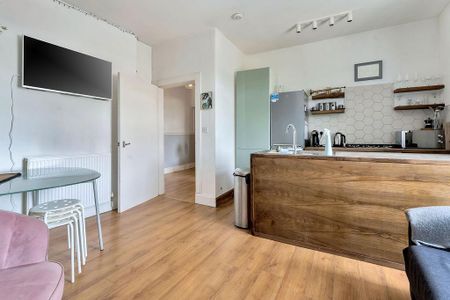 2 bedroom flat to rent - Photo 3