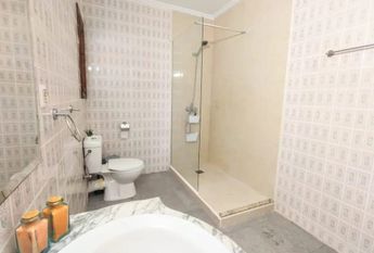 Carrer Miguel Hernández, Paterna, Valencian Community 46980