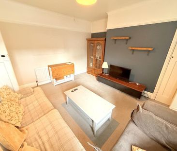 3 bedroom flat to rent - Photo 1