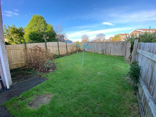 Hendy Close, Sketty, Swansea, SA2 - Photo 1