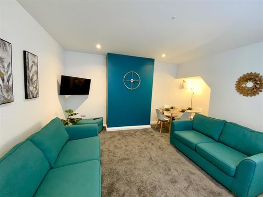 1 bed house share to rent in Briercliffe Road, Burnley, BB10 - Photo 1