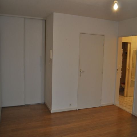 Appartement - 2 pièces - Jaude/Banque de France - Photo 1