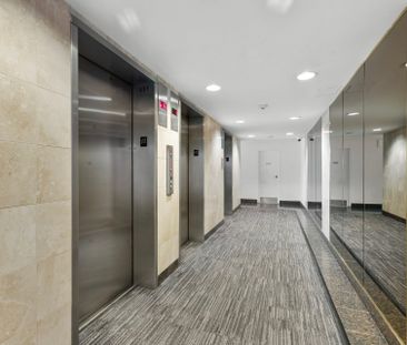 Condo for rent, Montréal (Ville-Marie) - Photo 1