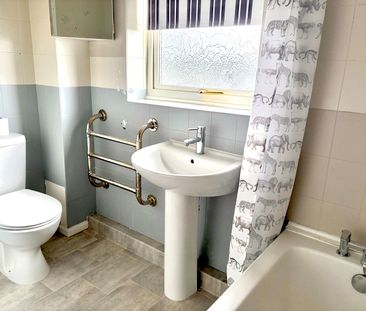 Rangeways Road, Kingswinford, DY6 8NT - Photo 6