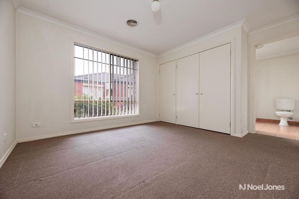 3/3 Jackson Street, CROYDON - Photo 1