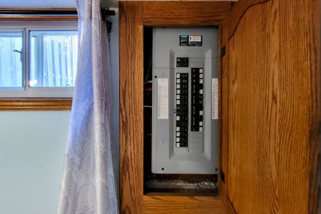 For Lease - 4433 Meadowvale Drive, Niagara Falls, Ontario - Photo 5