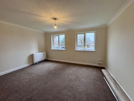 2 bedroom maisonette to rent - Photo 2