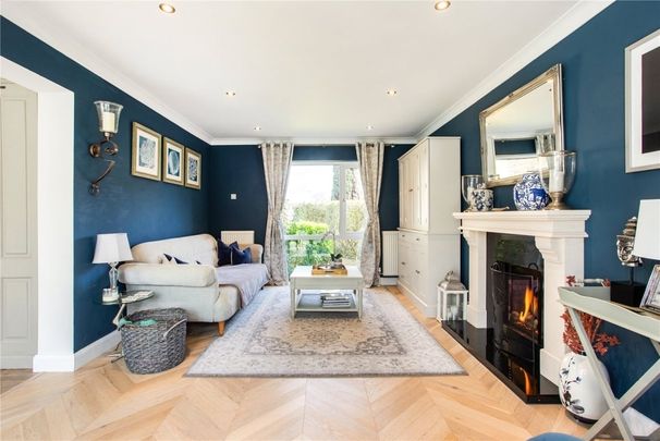 4 bedroom detached house to rent - Photo 1