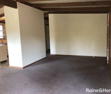 Lifestyle, Location, low maintenance - Photo 4