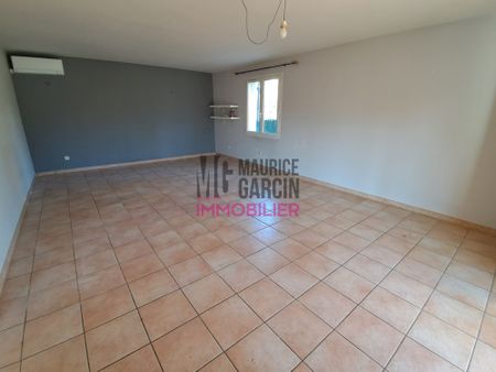 A LOUER - MAISON INDIVIDUELLE - 127m² - CARPENTRAS - Photo 3