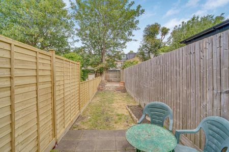1 bedroom maisonette to rent - Photo 5