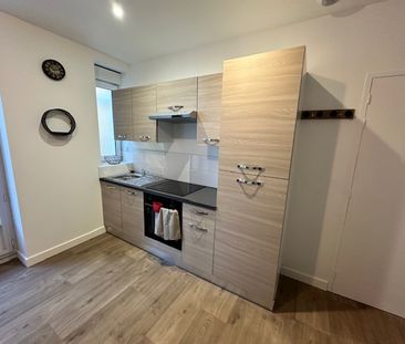 A louer BREST proximité facs studio meublé neuf - Photo 4