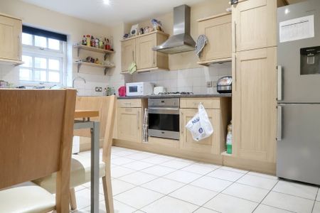 Room in a Shared Flat, Ilford, IG3 - Photo 5