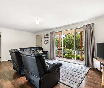 6 Pargeter Court, Pakenham VIC 3810 - House For Rent | Domain - Photo 3