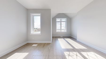 For Lease - 158 Harvey Bunker Crescent, Markham, Ontario - Photo 3