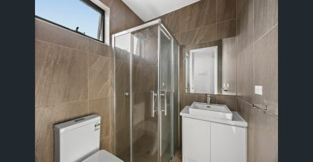 Contemporary Living in a Prime Mount Waverley Location - Photo 4