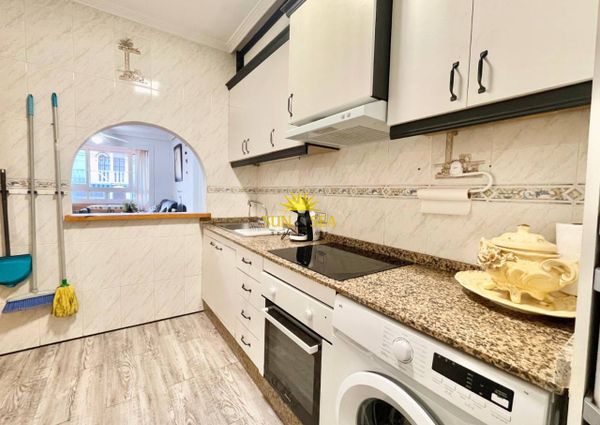 GROUND-FLOOR TWO-BEDROOM APARTMENT – TORREVIEJA