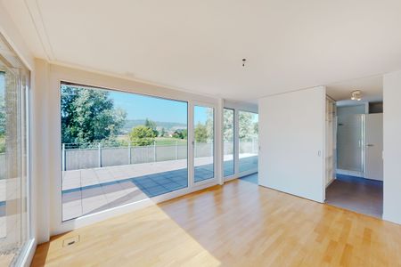 Modern attic apartment with large terrace for rent - Foto 2