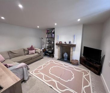 2 bedroom semi-detached house to rent - Photo 1