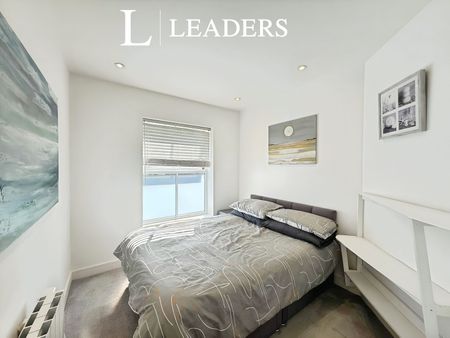 2 bedroom flat to rent Norwich Avenue West, Bournemouth - Photo 5