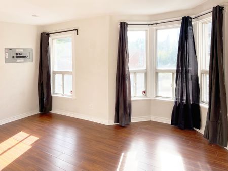 For Lease - 19 Erie Avenue Unit# Upper, Hamilton, Ontario - Photo 2