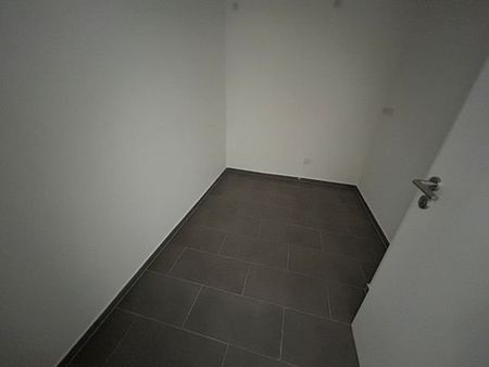 Erstbezug nach Sanierung - Attraktive 3- Zimmer Maisonettewhg. mit Dachterrasse zu vermieten! - Photo 5