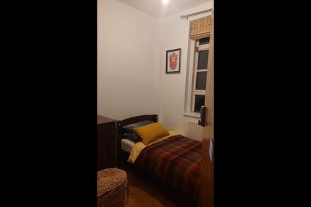 3 Bed Flat, Farthing Fields, E1W - Photo 2