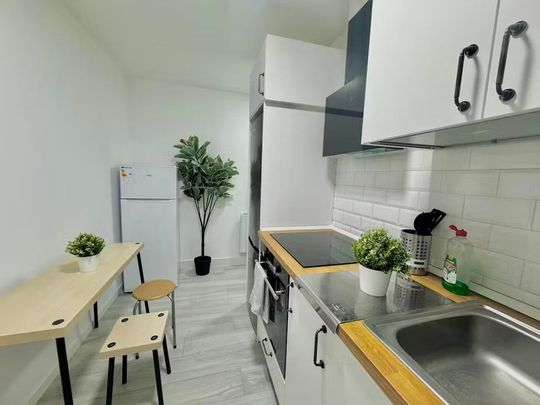 Calle Alhelí, Getafe, Community of Madrid 28903 - Photo 1