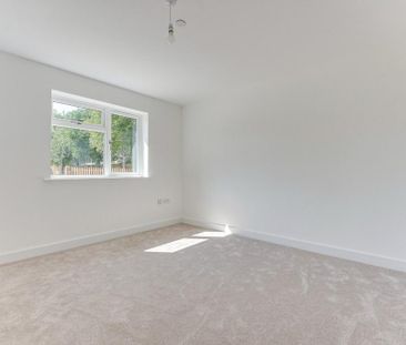 4 bedroom bungalow to rent - Photo 1