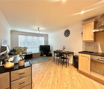 2 bedroom flat to rent - Photo 3