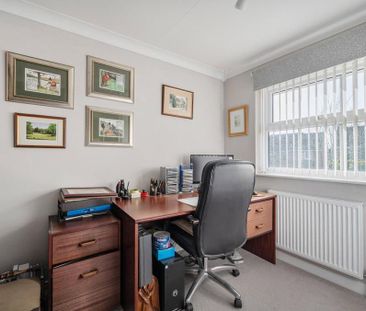 4 bedroom detached house to rent - Photo 6