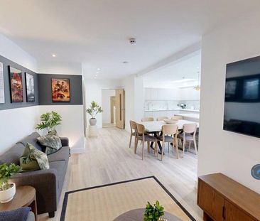 1 bedroom in a house share to rent - Photo 1