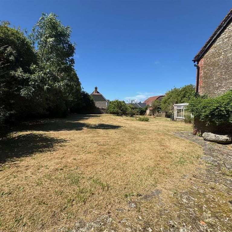 5 bedroom detached house to rent - Photo 1