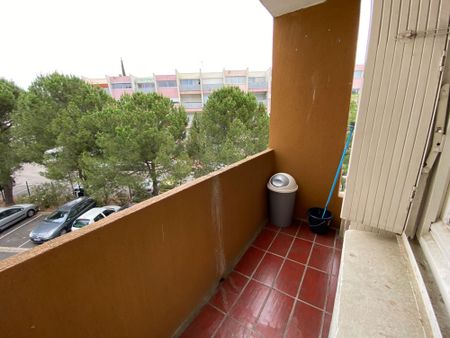HOPITAUX-FACULTES - T1 - 21.48 m² - Photo 4