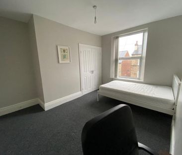 6 bedroom house share to rent - Photo 4