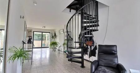 duplex - Photo 2