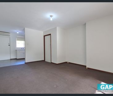 Quiet Complex - Photo 1