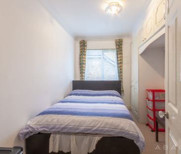 Marsh Lane, Stanmore, London - Photo 6