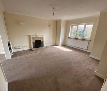 4 bedroom detached house to rent - Photo 3