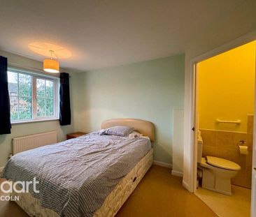 3 bedroom semi-detached house to rent - Photo 6