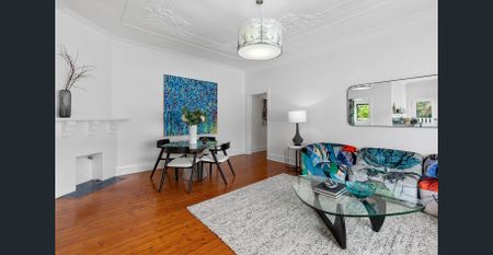 Huge 3 bedroom apartment with north east aspect - Photo 3