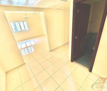 15 Days Free ! Lavish 1Bhk - 37K ! Parking - Photo 5